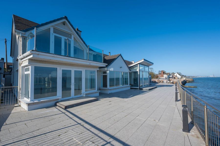 Hartley Cottage, 31a Shore Road, greenisland, carrickfergus, BT38 8UA