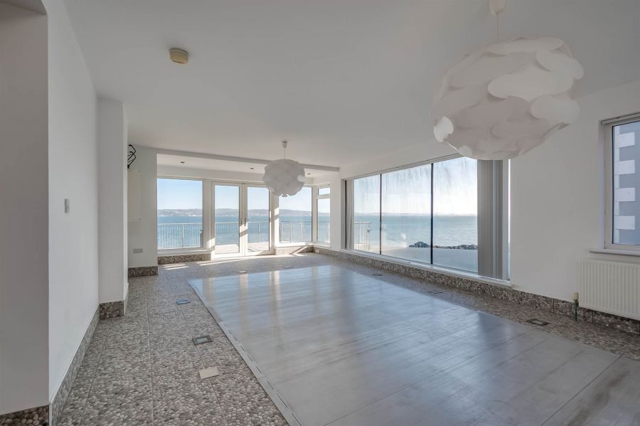 Hartley Cottage, 31a Shore Road