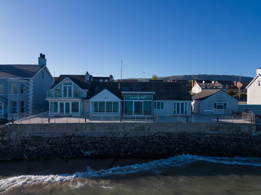 Hartley Cottage, 31a Shore Road
