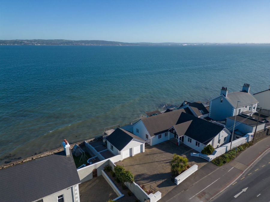 Hartley Cottage, 31a Shore Road