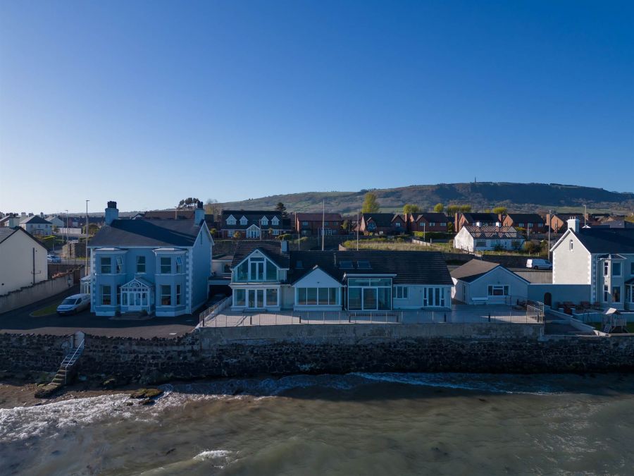 Hartley Cottage, 31a Shore Road