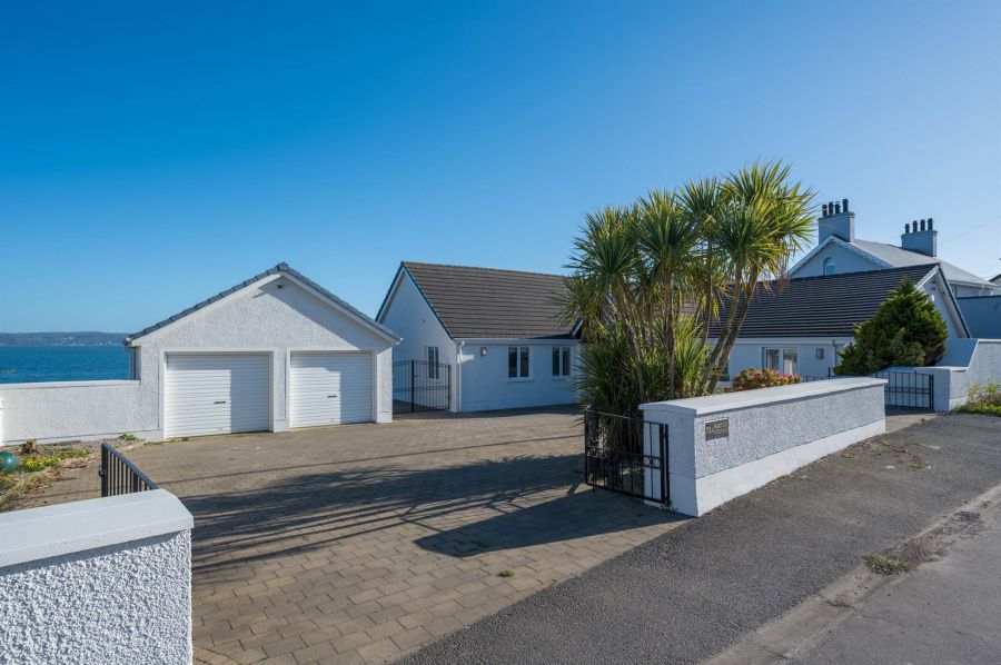Hartley Cottage, 31a Shore Road