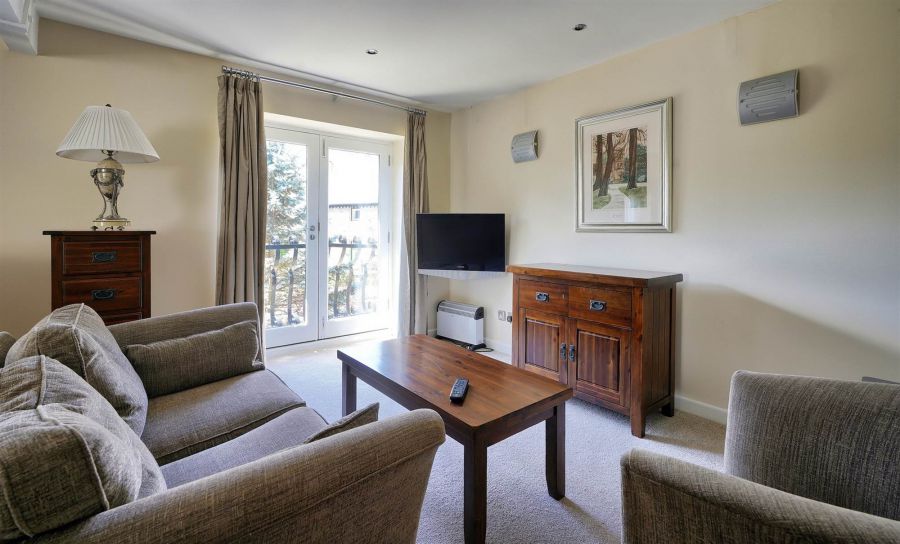 Serviced Apartment, 8 Stag Lodge Apartments