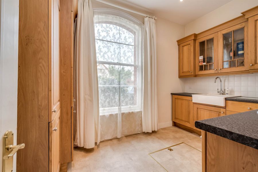 3 Moat Apartment