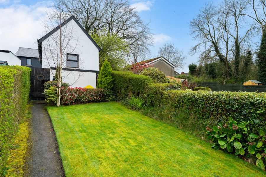 Crawfordsburn Cottage & Cherrytree Cottage, 20 Main Street