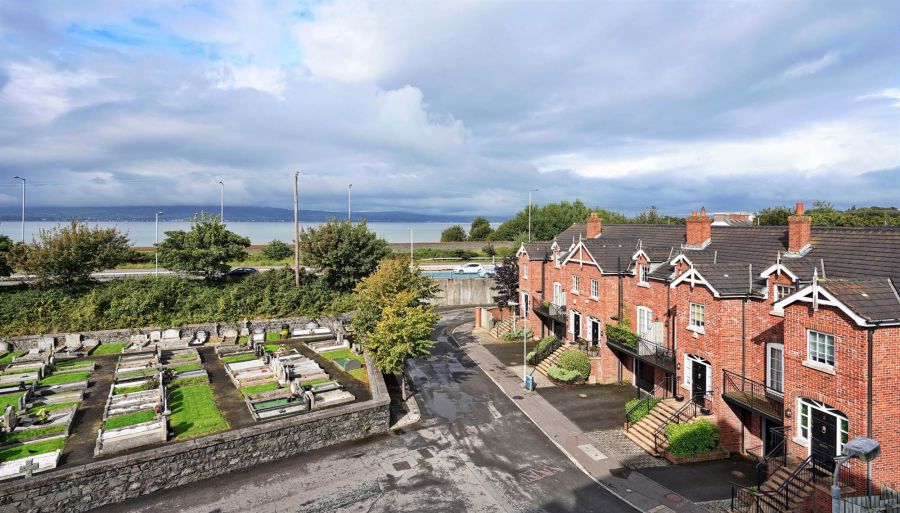 Apt9 Priory Manor