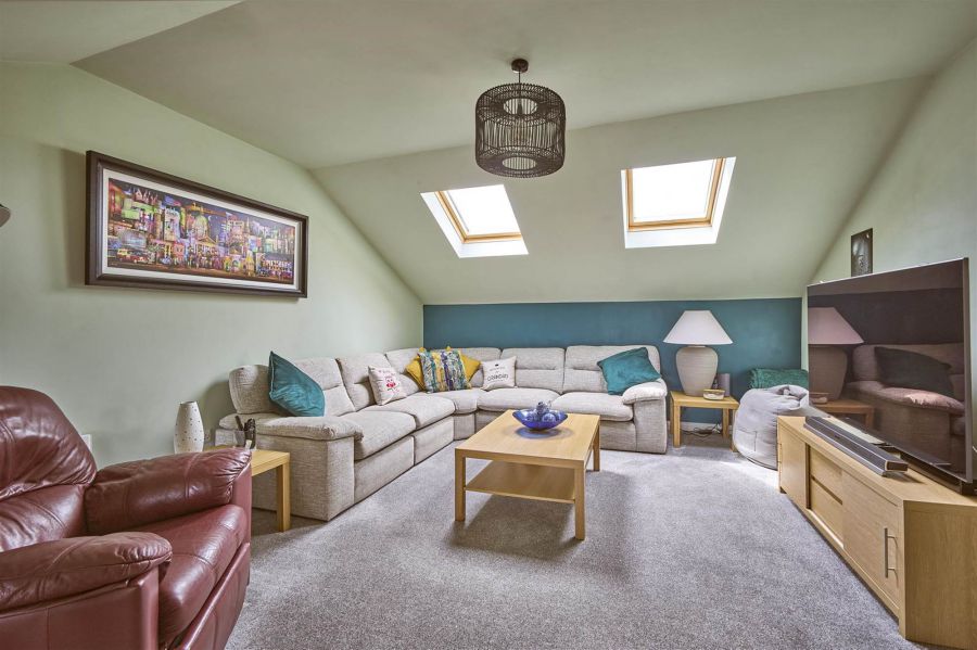 7 Ambleside Road