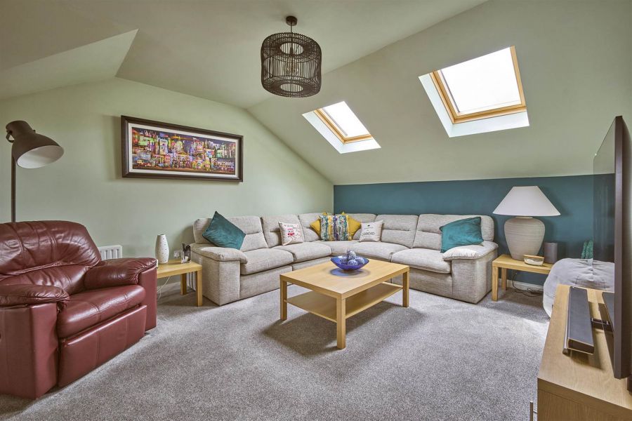 7 Ambleside Road