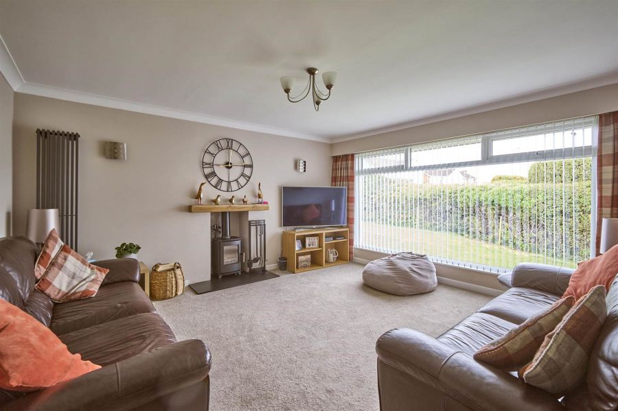 7 Ambleside Road