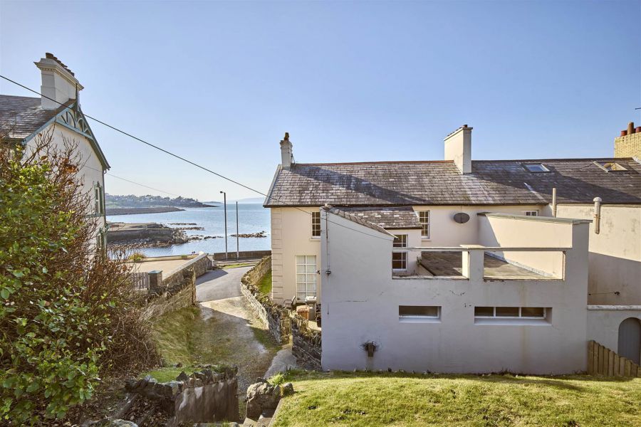 "Clifton Terrace", 102 Seacliff Road