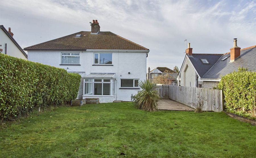23 Ashley Gardens