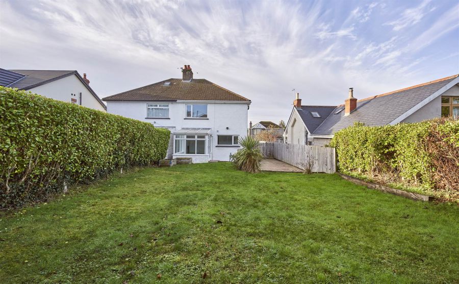 23 Ashley Gardens