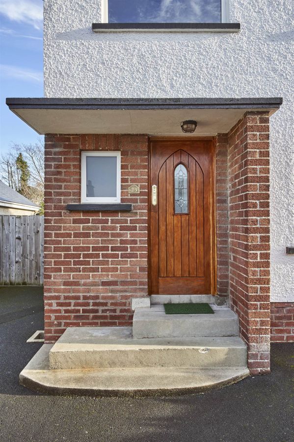 23 Ashley Gardens