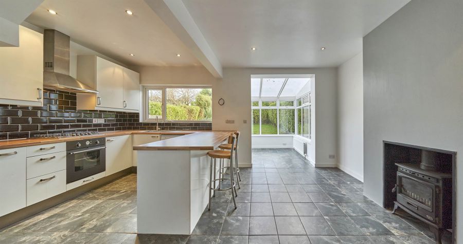 23 Ashley Gardens