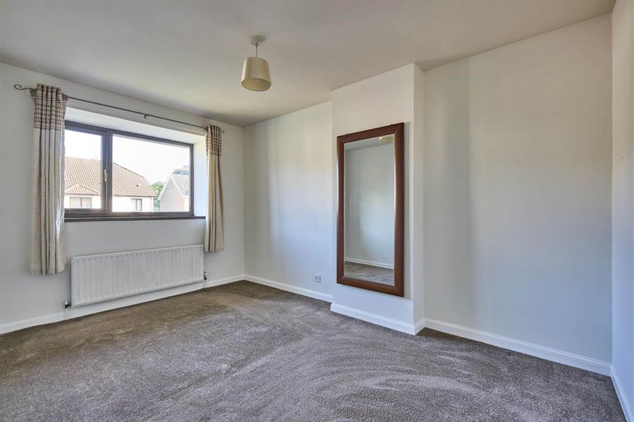 3 Thornhill Grove