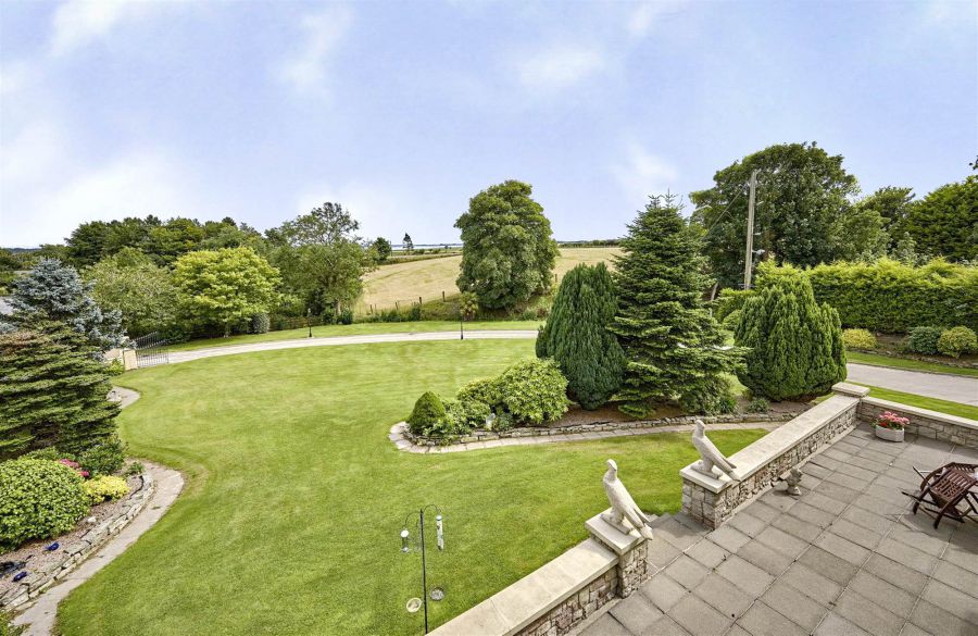 Ballyrickard House, 3 Moate Road