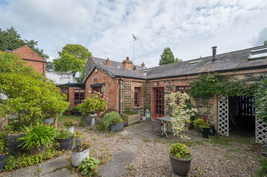 6B Cunningburn Road 6B Cunningburn Road