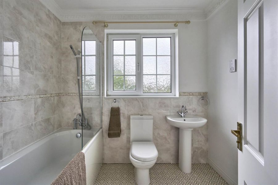 Apt 1 Carriage Mews