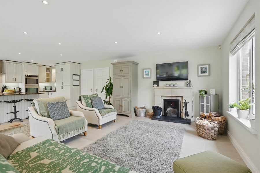 14 Manor Hill