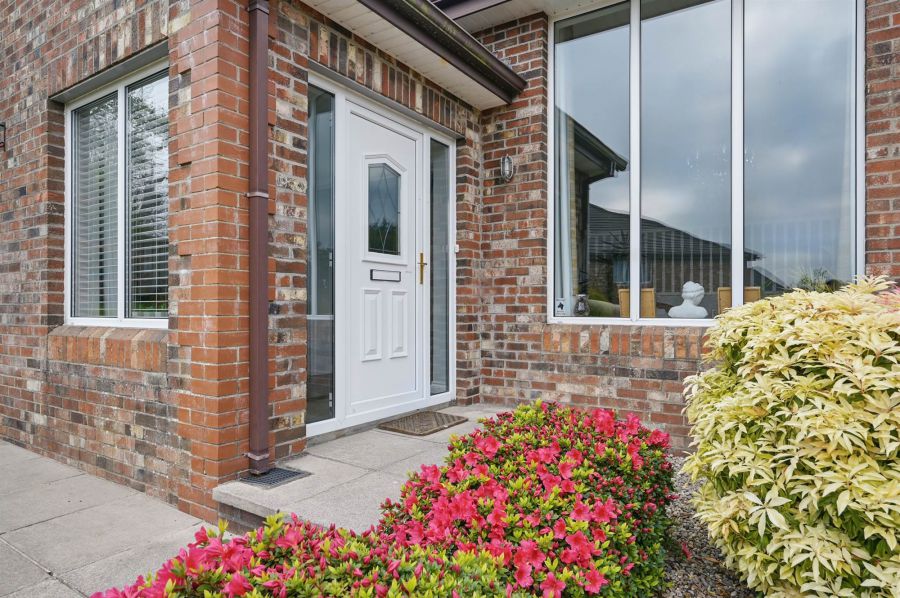 14 Manor Hill
