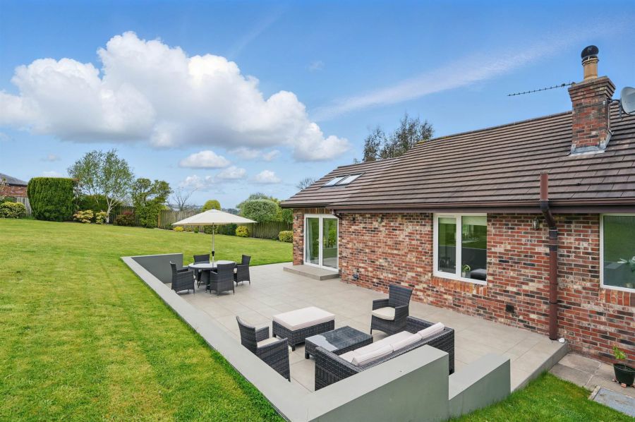 14 Manor Hill