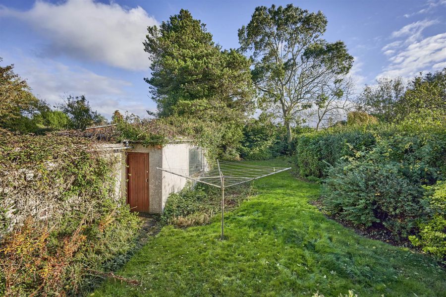 60 Blackwood Crescent