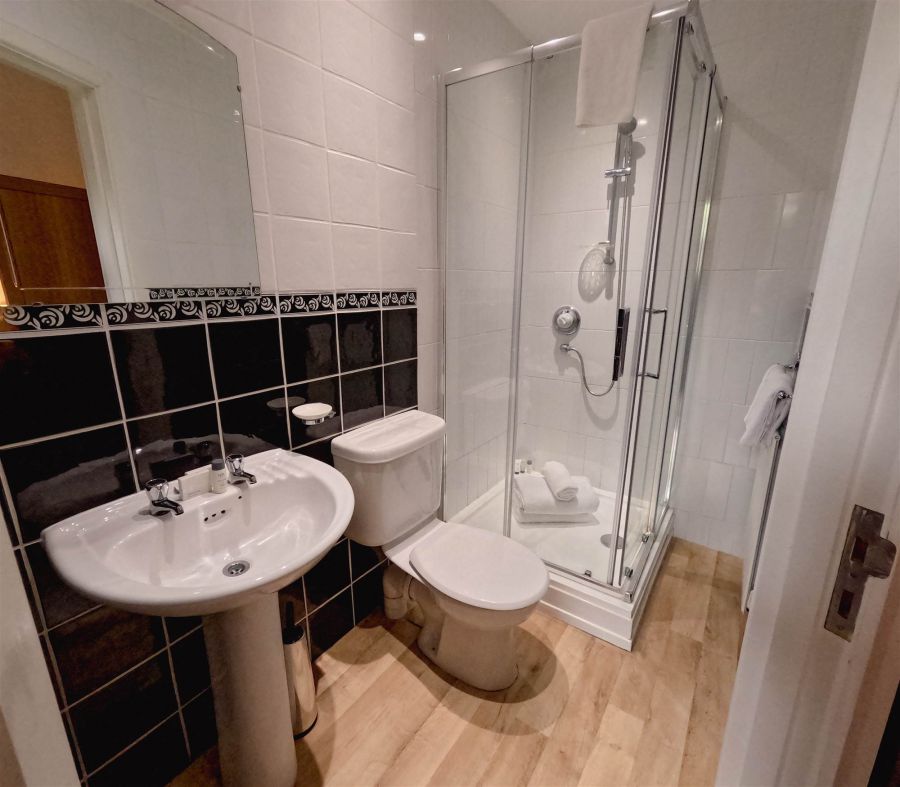 Serviced Apartment, 10 Stag Lodge Apartments