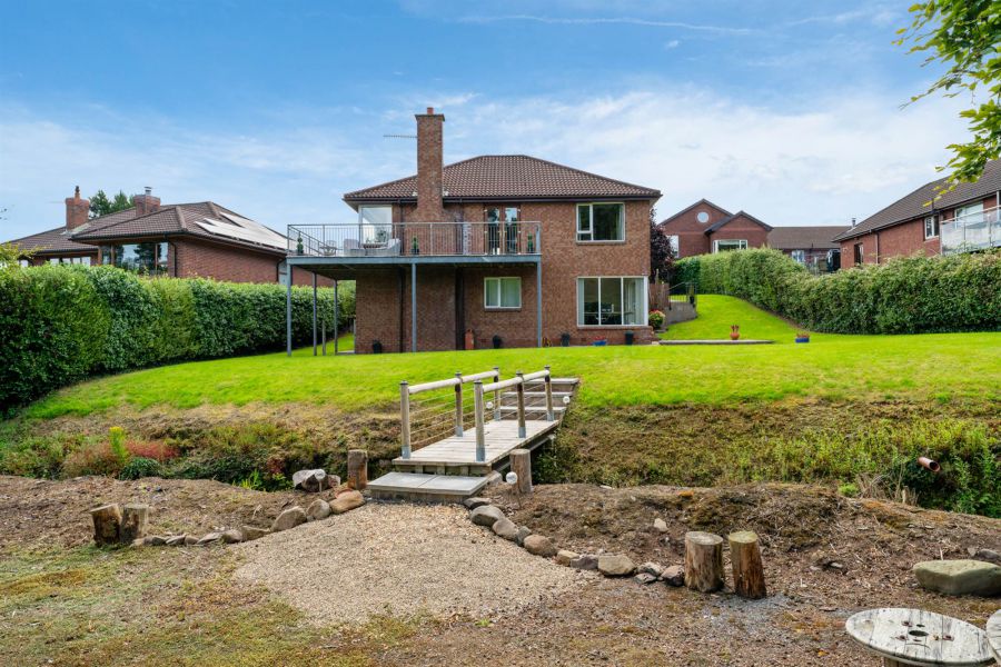 Glenlea, 61 Bryansglen Park