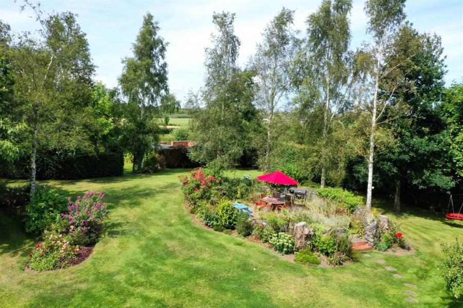 "Willow Cottage", 127 Ballystockart Road