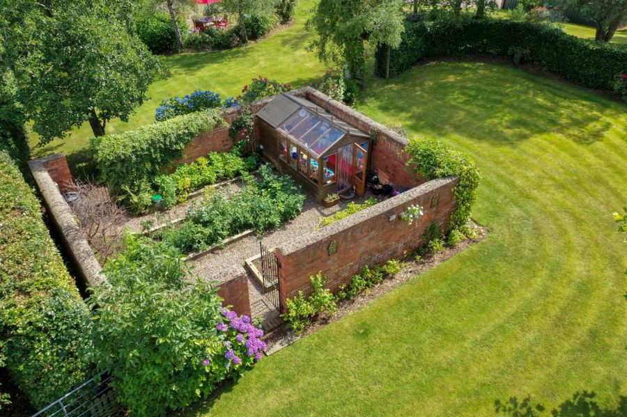 "Willow Cottage", 127 Ballystockart Road
