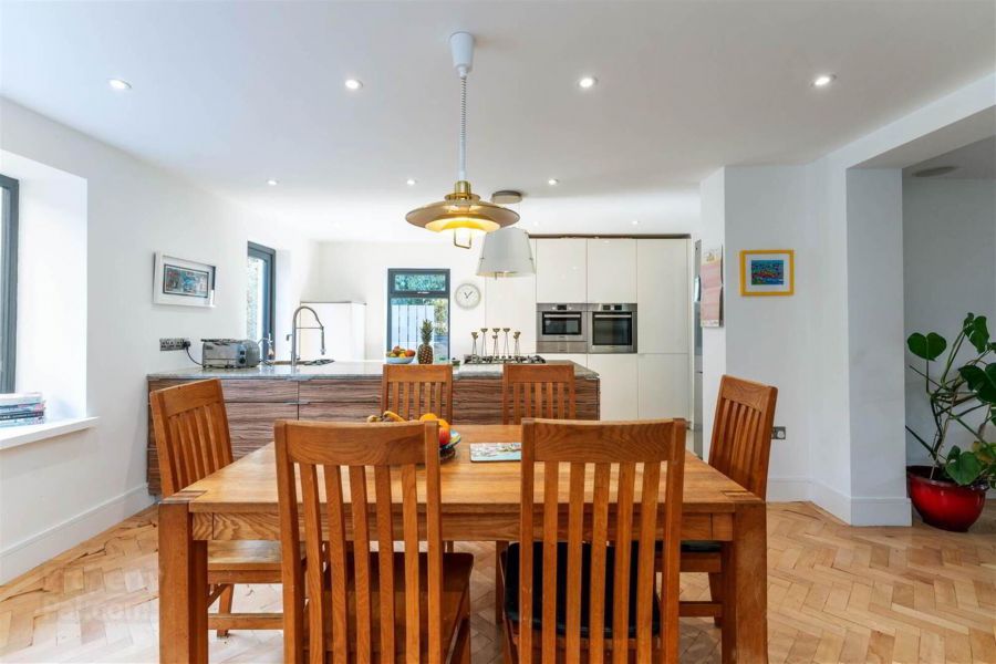 19 Croft Road