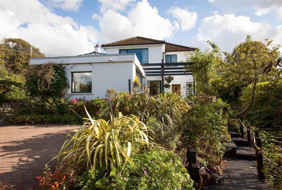 19 Croft Road