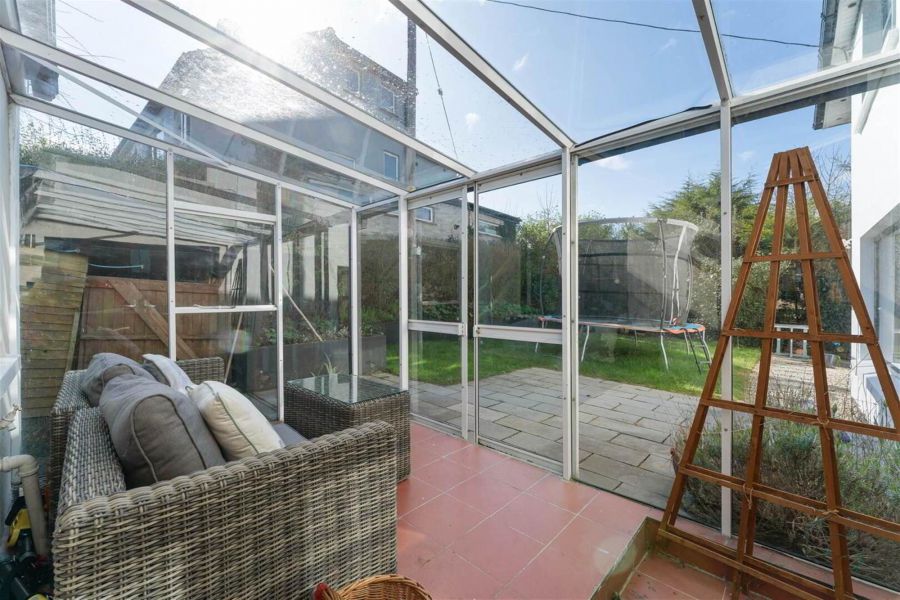 19 Croft Road