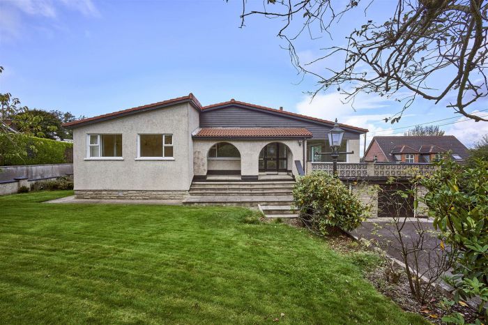 12 Larch Hill Avenue, bangor road, holywood, BT18 0JW