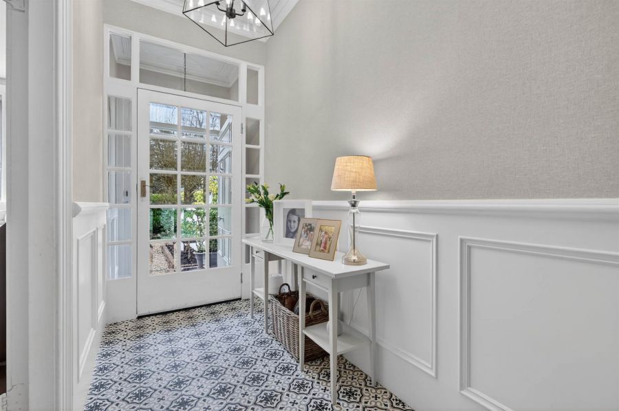 Tra Bella House, 7 Bridge Road