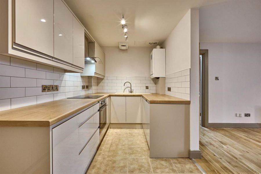 Apartment 202 Margarita Plaza