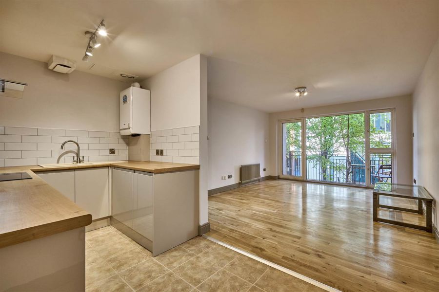 Apartment 202 Margarita Plaza