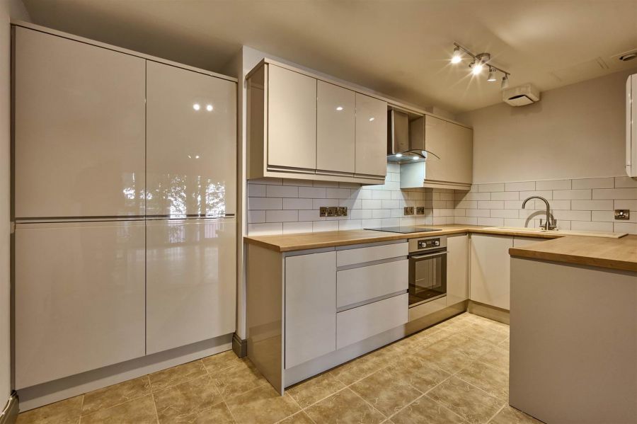 Apartment 202 Margarita Plaza