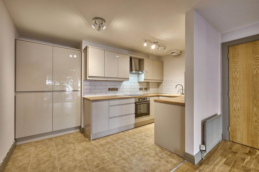 Apartment 202 Margarita Plaza