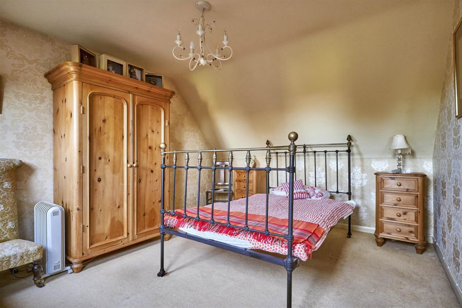 3 Fairfield Glen