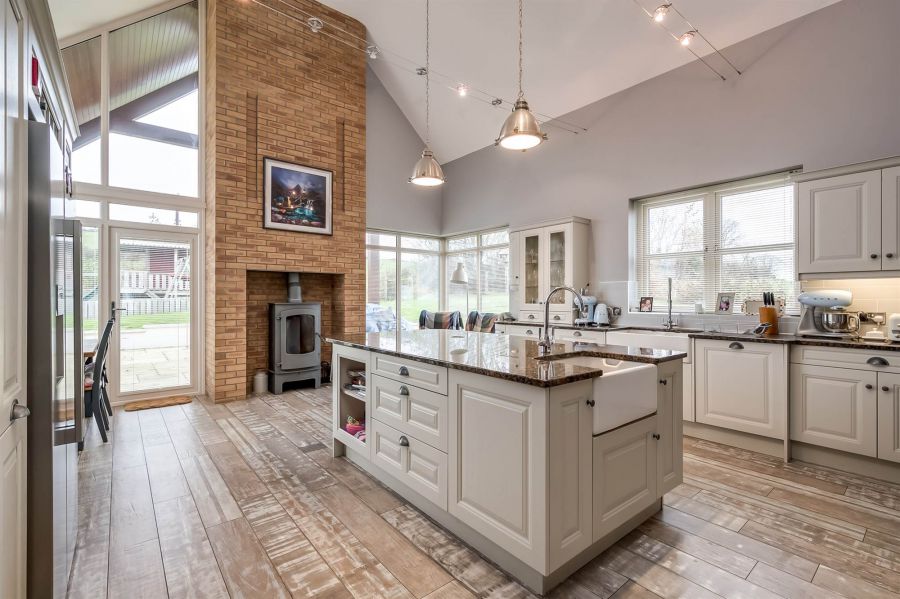 72 Ballybarnes Road