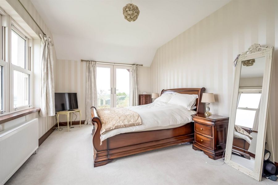 72 Ballybarnes Road