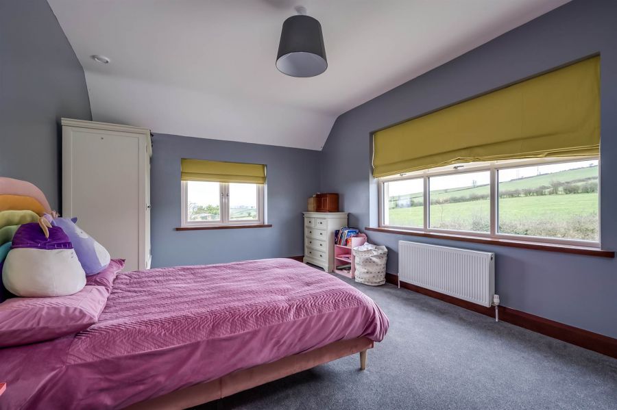 72 Ballybarnes Road