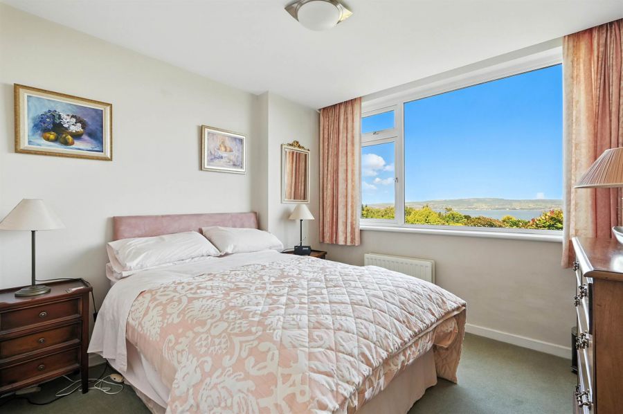 25 Larch Hill