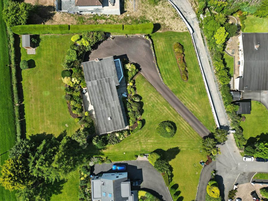 25 Larch Hill