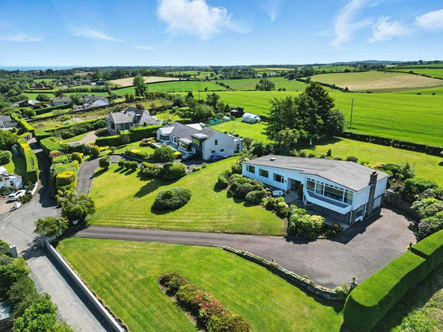 25 Larch Hill