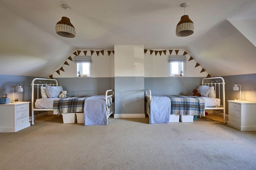 60a Windmill Road
