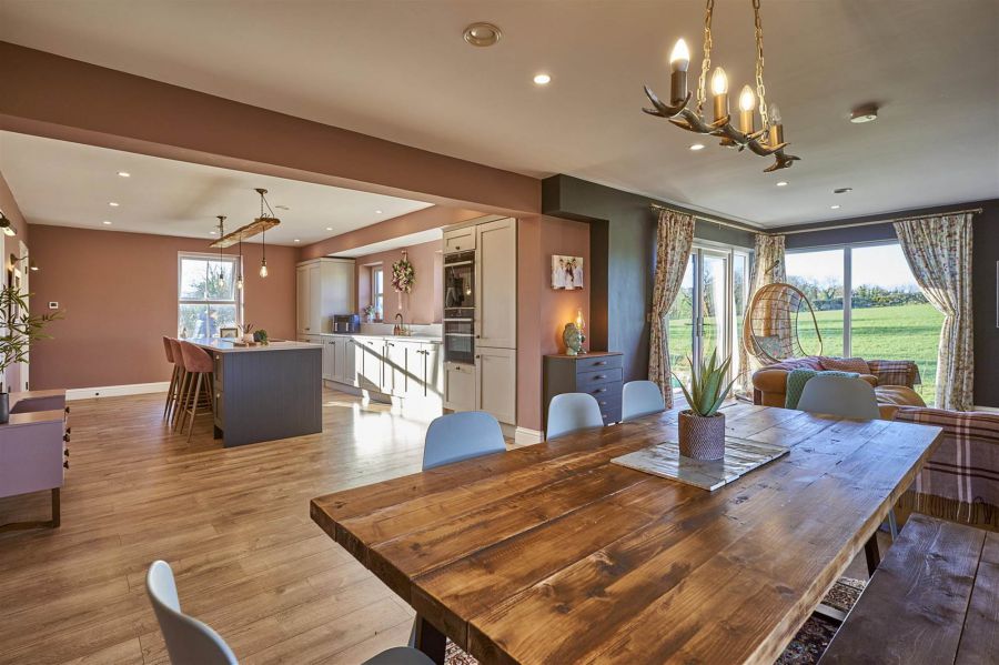 "The Willows", 11c Cunningburn Road