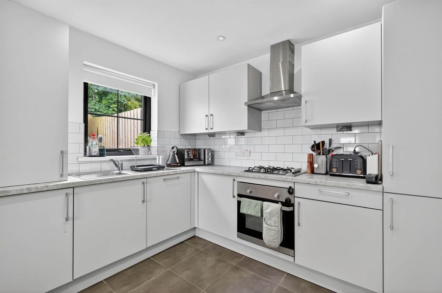 10 Wandsworth Court