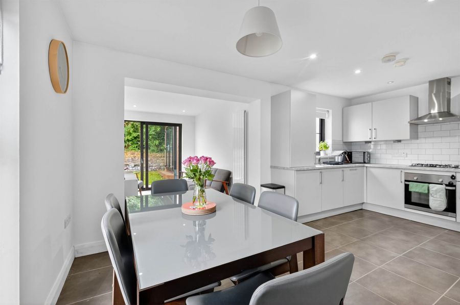 10 Wandsworth Court